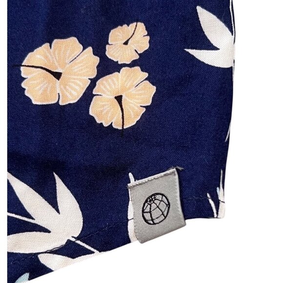 Free Planet Mens XL Navy Floral Hawaiian Short Sleeve Button-Up Shirt - Picture 5 of 7